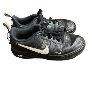 Nike Air Force 1 LV8 Black / SZ: 6Y (7.5 in US womens)